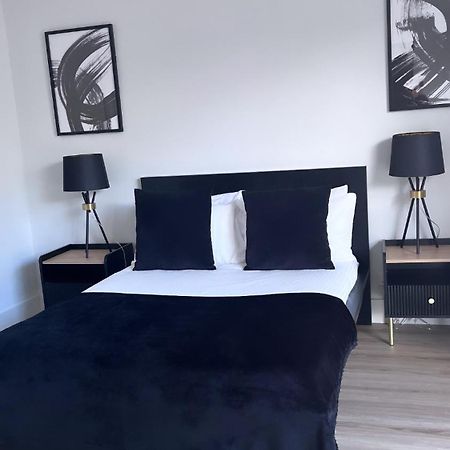 3 Bedroom House Near City Centre Glasgow Sleeps 7 ภายนอก รูปภาพ